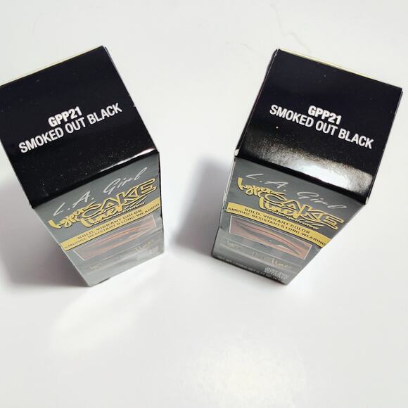 L.A. Girl Hyper Cake Liner Water Activated Smoked Out Black 2 Pack - Picture 3 of 6